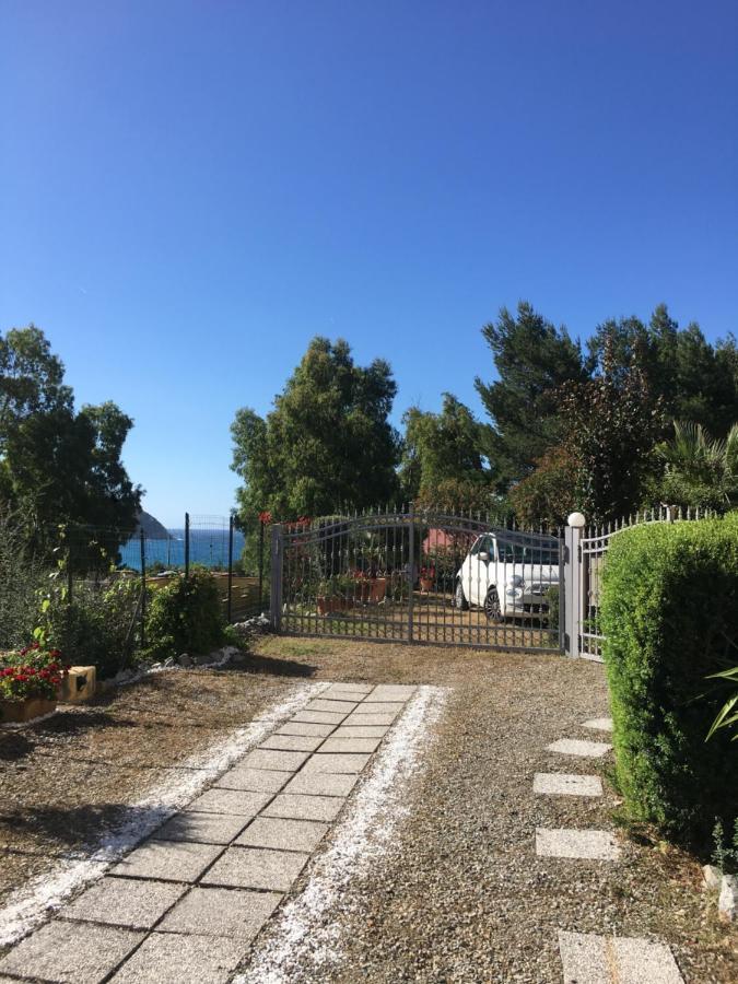 Beautifulhousebybeach Solanas  Exterior photo